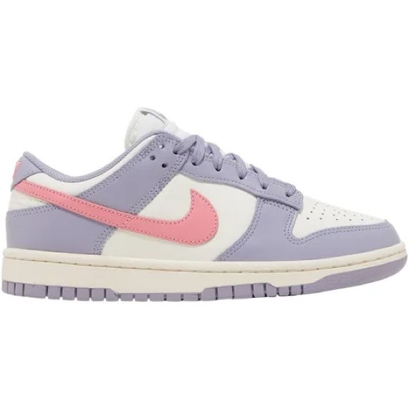 Women’s Nike Low Dunk in Indigo Haze - Picture 1 of 3